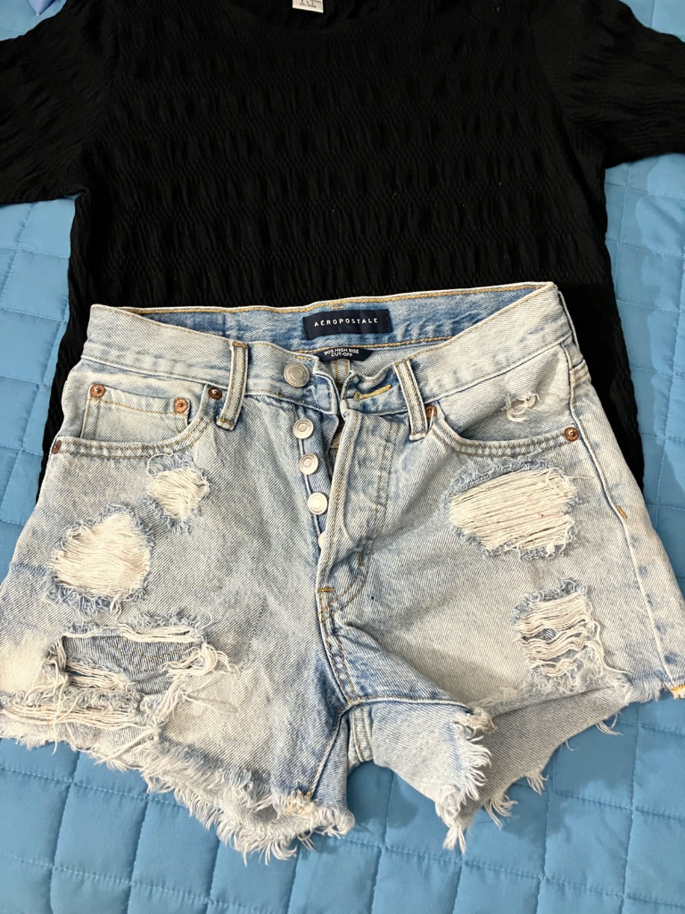 Aeropostale Light Wash Distressed Denim Jean Shorts